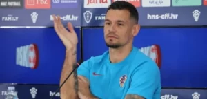 لوفرين ينتقد المعارضين لرقص اللاعبين البرازيليين